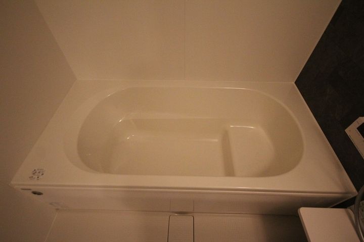 メラヴィリア昭和町201の風呂