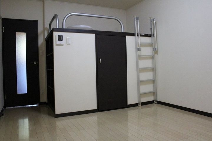 レオネクスト松風206の居間