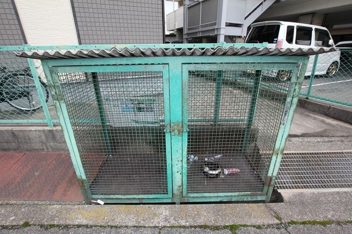 オリーブコート東福山B102の周辺