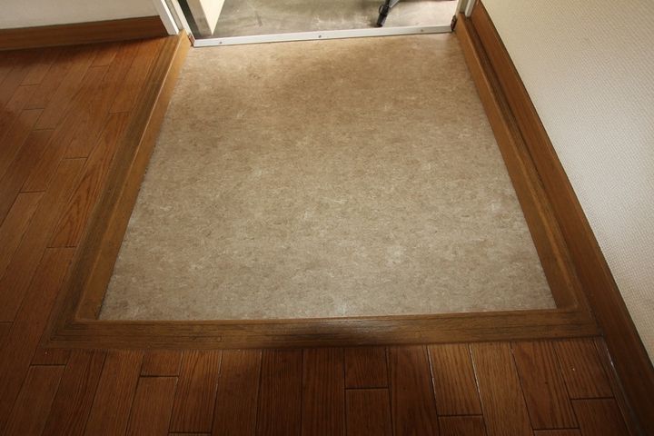 オリーブコート東福山B102の玄関