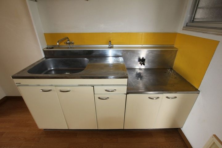 オリーブコート東福山B102のキッチン