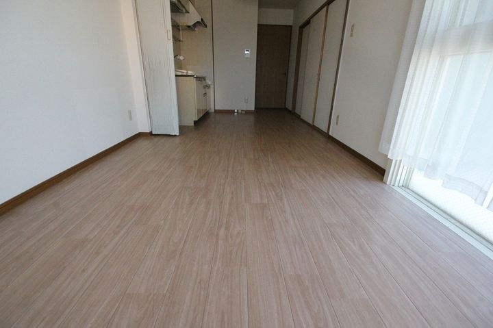 グレースマンションONO302の居間