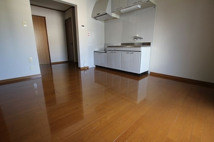 ヴィレッジ21 AA201の居間