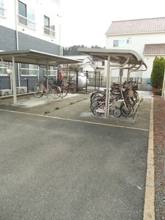 ル コルヌイエB104の周辺