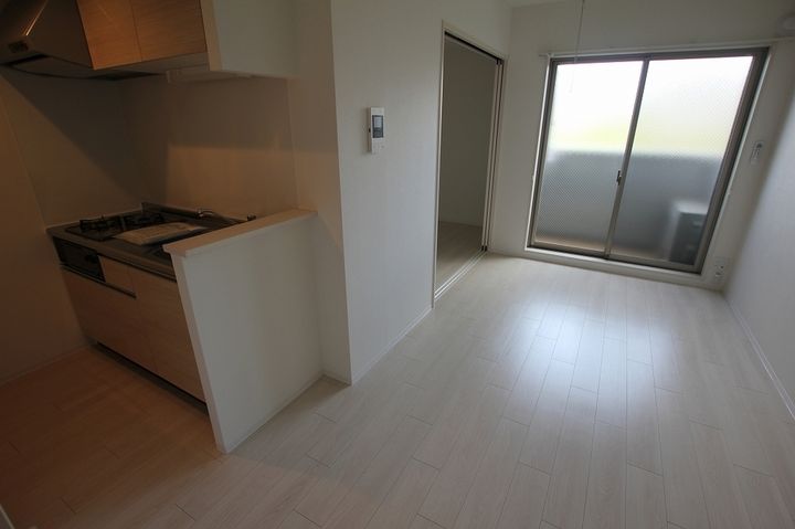 月光福山東壱番館101の居間