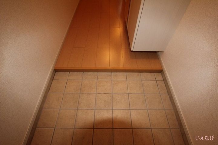 トワーニ101の玄関