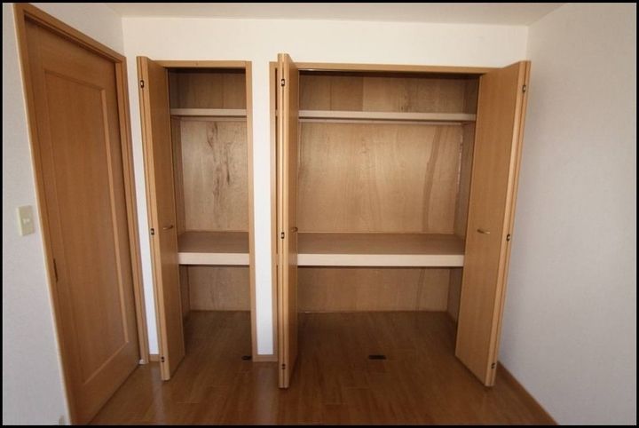 フルール小出103の内装