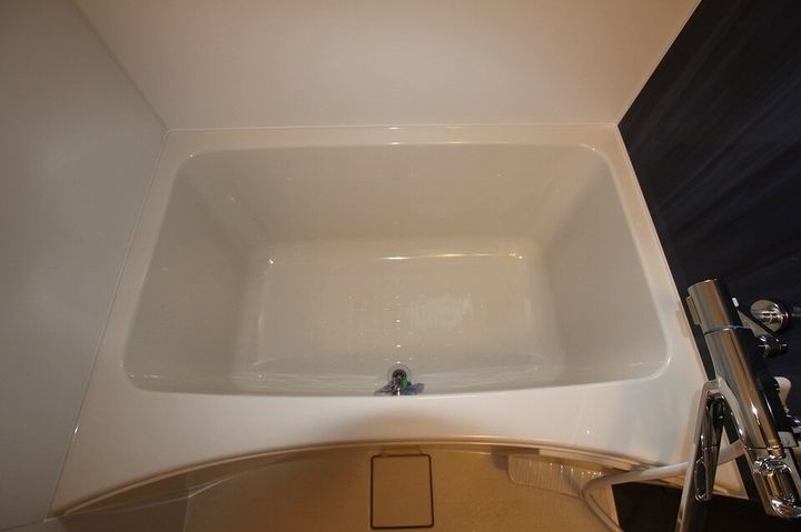 ファミール伊吹101の風呂