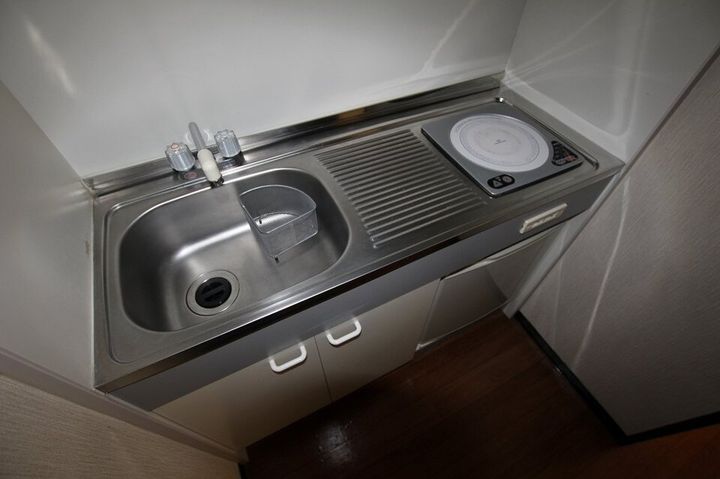 ロイヤルスミス302のキッチン