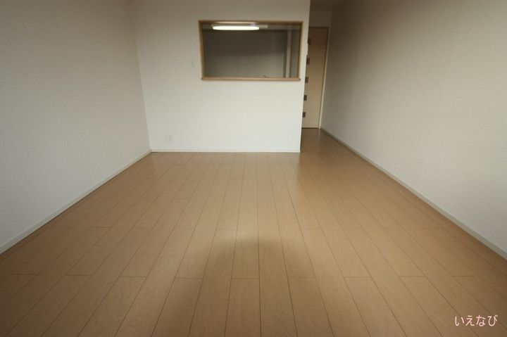 プリムローズHB203の居間