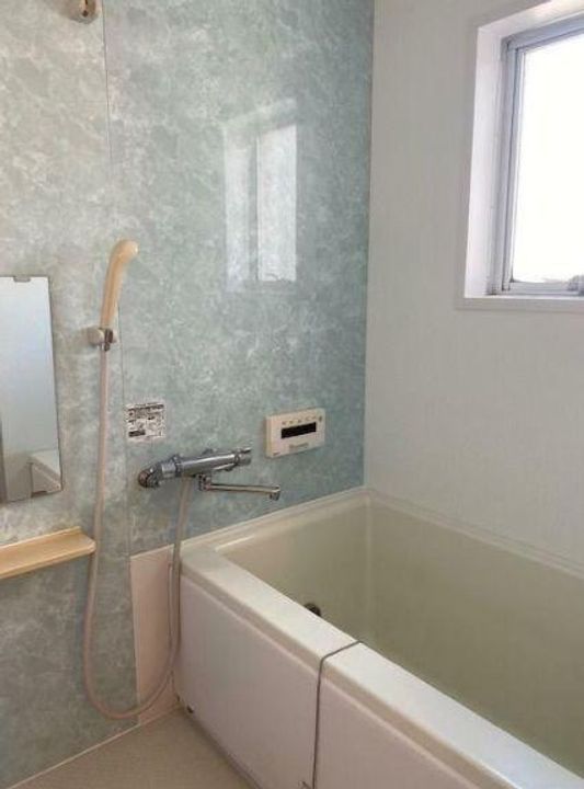 ソレイユ木之庄202の風呂