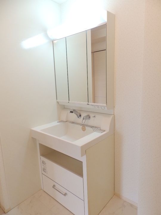 ファミーユスクエアー B棟302のその他画像