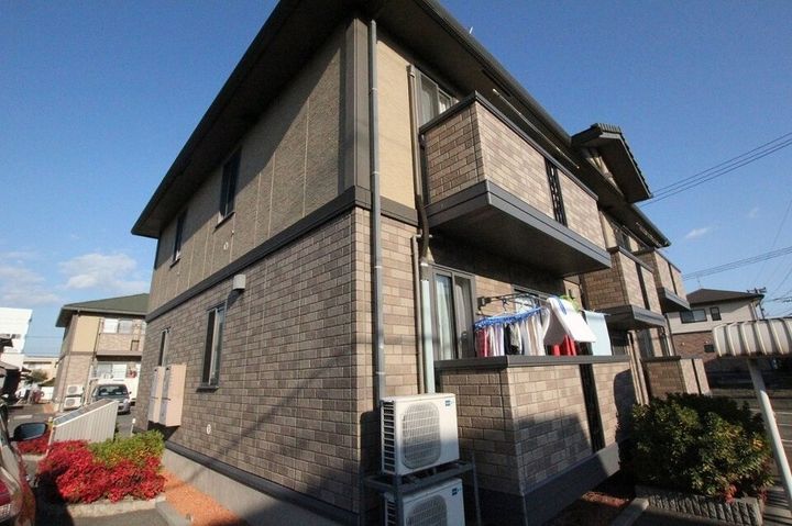 サンモール川口 C棟102の外観