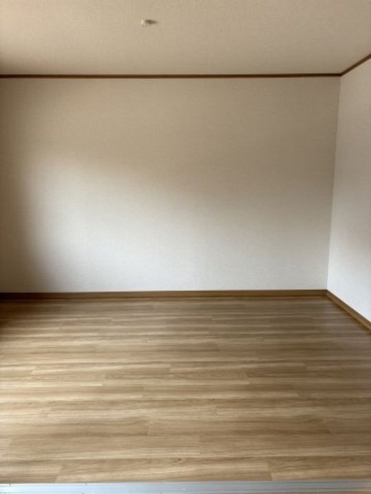 ハイツサンシャイン1103の寝室