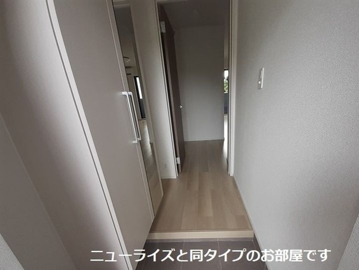 アストピア千田104の玄関