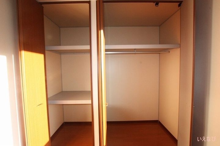 サンリバー 弐番館103の内装