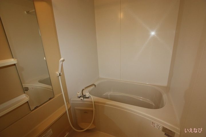 ポルシェ松浜402の風呂