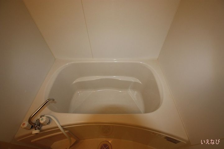 ポルシェ松浜402の風呂