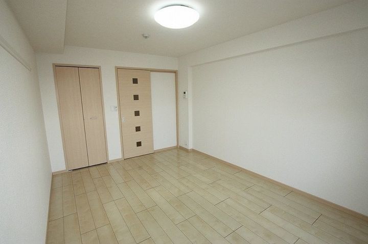 グリシナ404の寝室