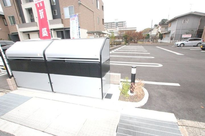 グリシナ404の周辺