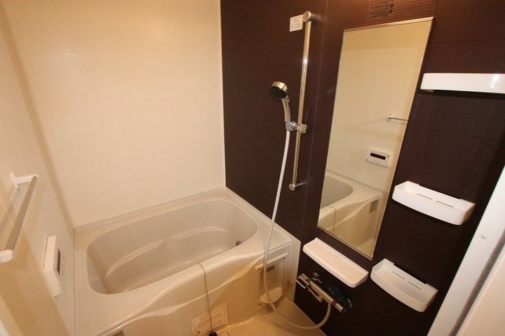 グリシナ404の風呂