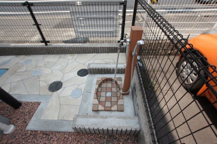 ロータス A203の周辺