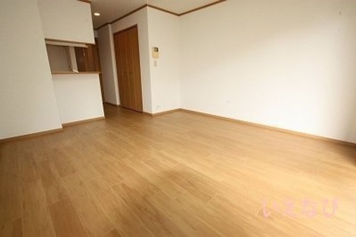 Jカントリーハイツ102の居間