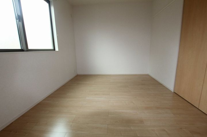 ネスル102の寝室