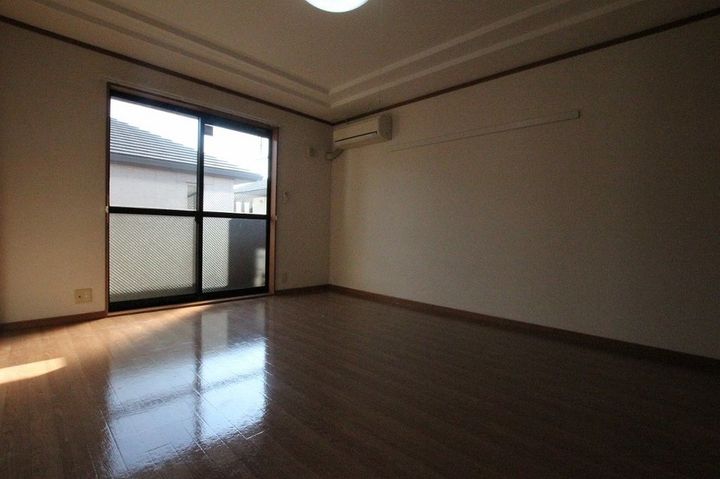 ファイングレース103の居間