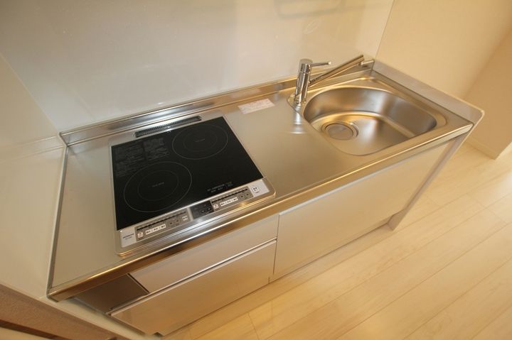 グランベレオClose Univ N棟102のキッチン