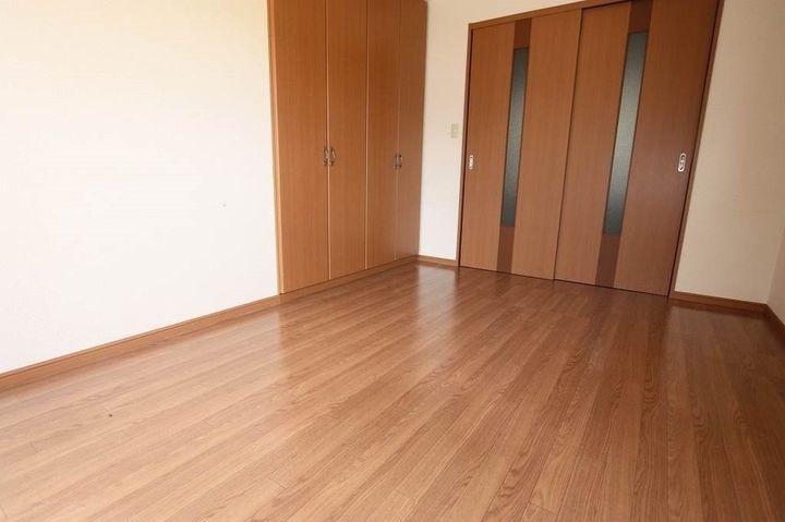 ランドマーク曙 壱番館301の寝室