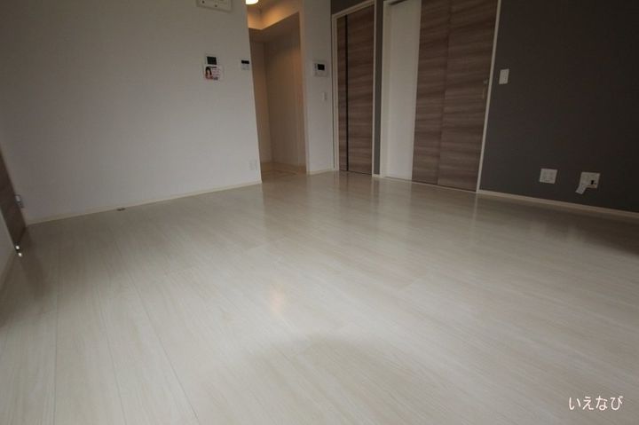 ブランノワール アン101の居間