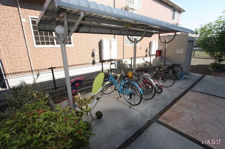 ラフレシールC103の周辺