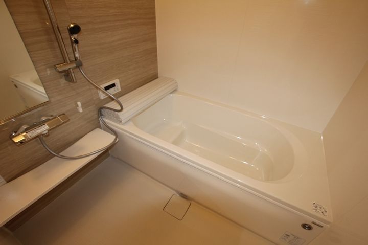 プレンティー新徳田301の風呂