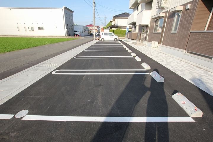 プレンティー新徳田301の周辺