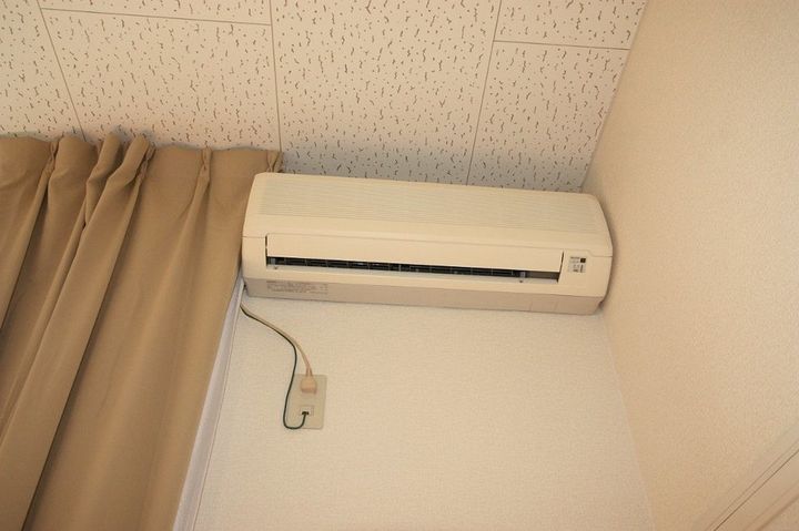 レオパレスピースフル 稲月306の内装