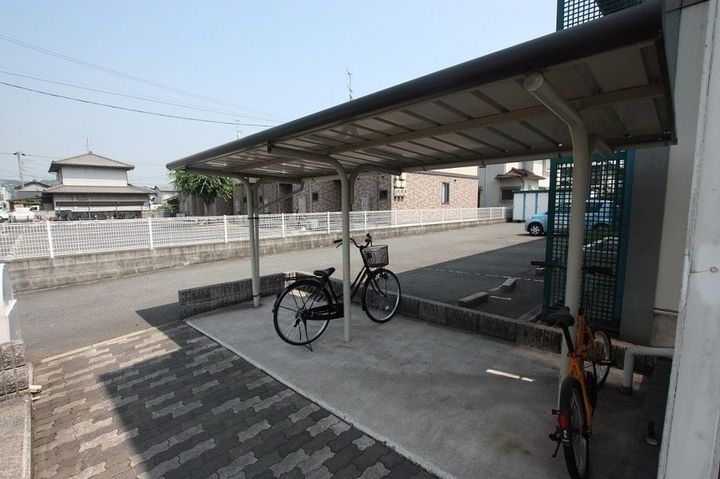 レオパレスEMI206の周辺