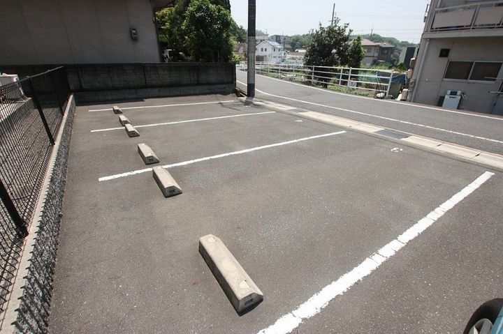 レオネクスト三本松102の周辺