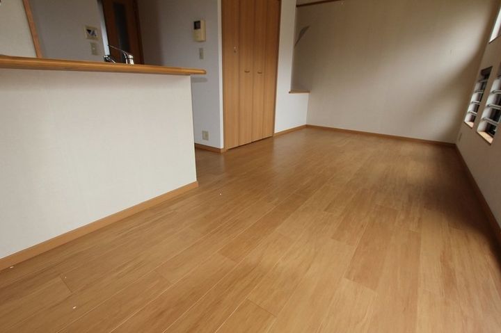エクセレントKURA201の居間
