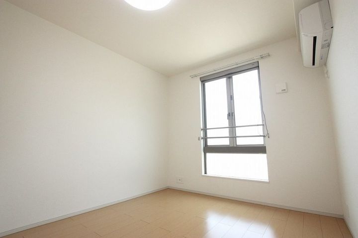 モデッサ神辺B204の寝室