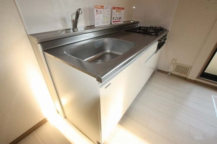 フレッシュグリーン21 B棟102のキッチン
