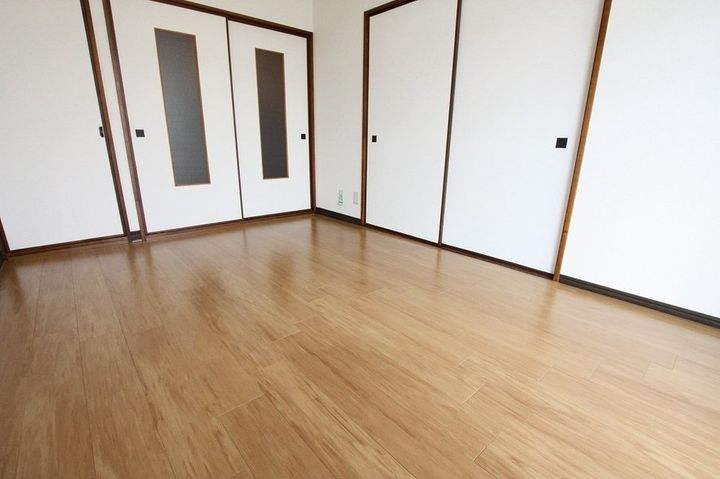フラッツ坂田B202の寝室