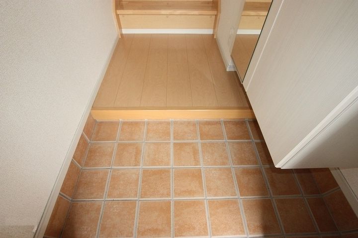 ソラール202の玄関