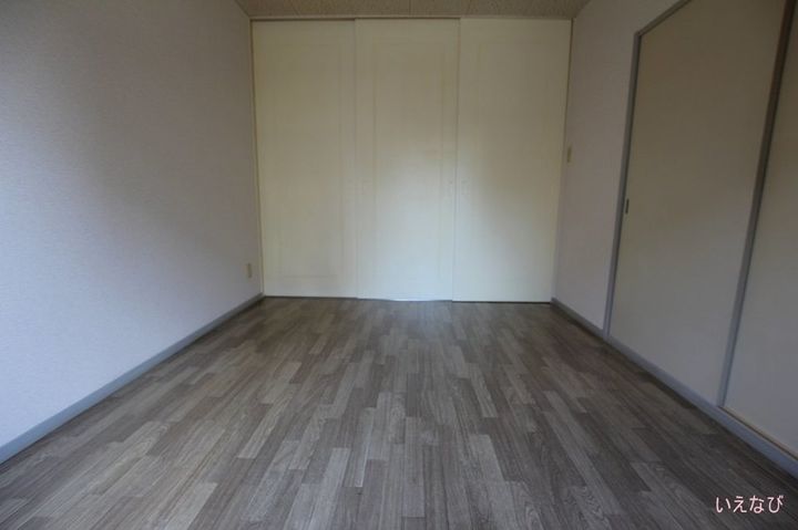 エーライン泉 B202の寝室