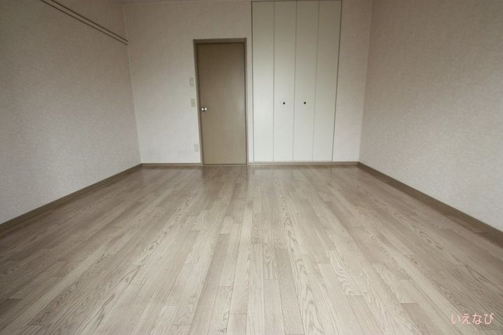 ジュネライフ A101の居間