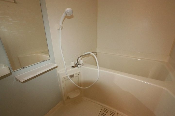 エヴァD102の風呂