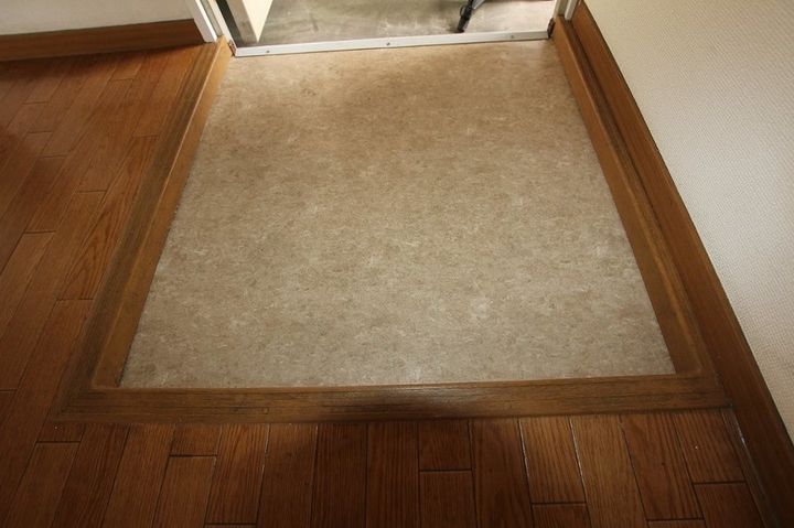 オリーブコート東福山B202の玄関