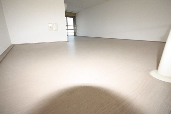 レオパレスたかぎ206の寝室