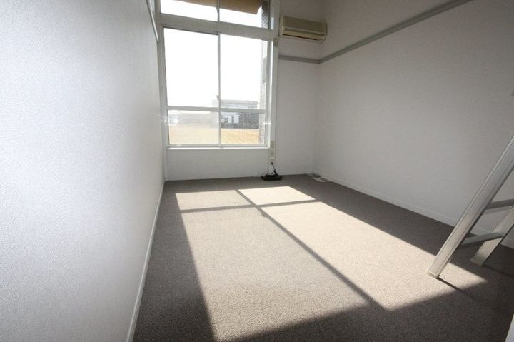 レオパレスたかぎ206の居間