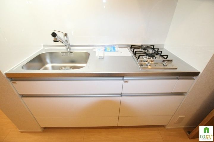 グランソレイユ302のキッチン